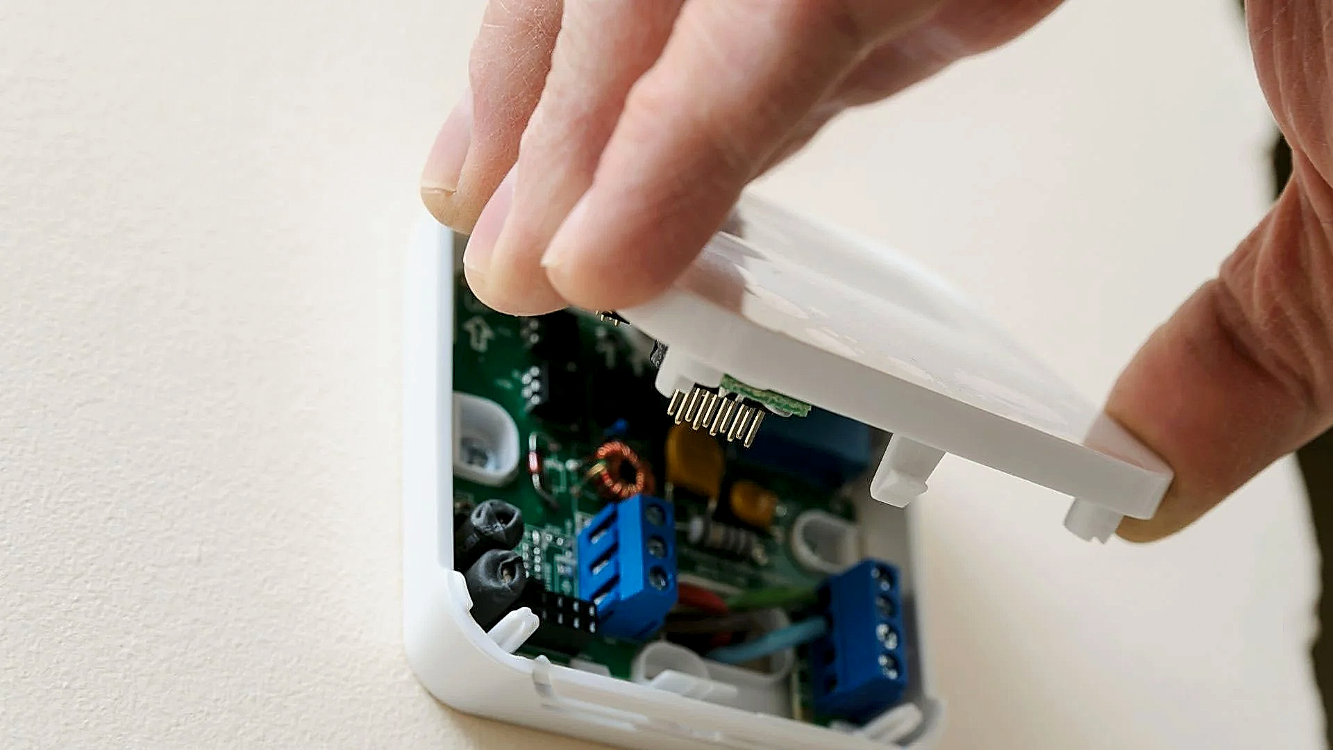 How We Approach Thermostat Repair